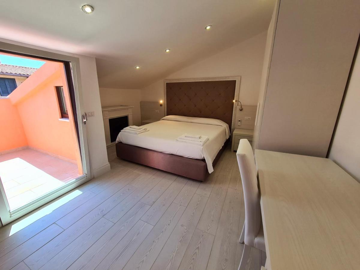 Isola Nel Parco Villas & Rooms 라마달레나 외부 사진
