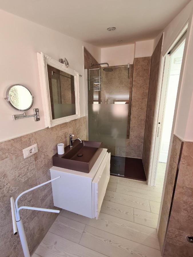 Isola Nel Parco Villas & Rooms 라마달레나 외부 사진